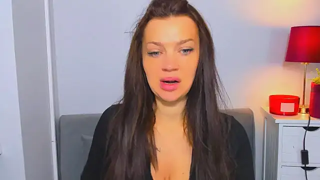 OliviaFantasy online show from 10/19/25, 05:21