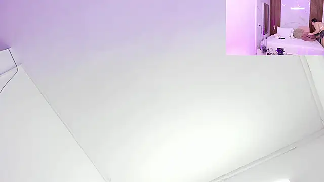 pamelajons  online show from 10/21/25, 01:10