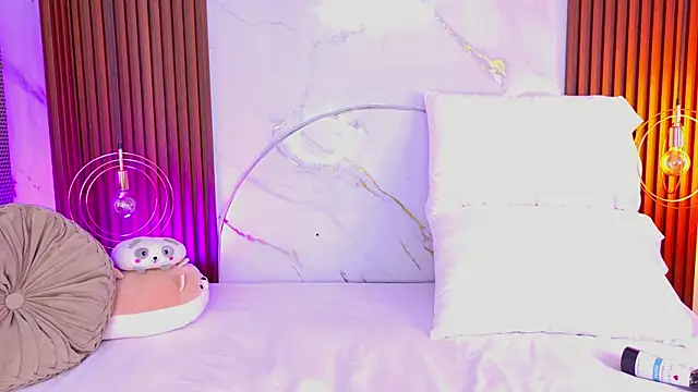 pamelajons  online show from 12/17/25, 12:32