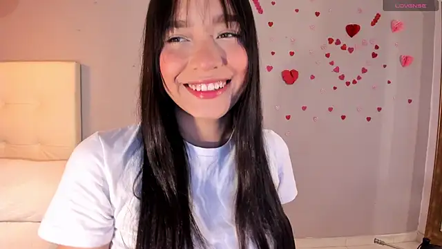 Maia W10 online show from 04/08/26, 12:28