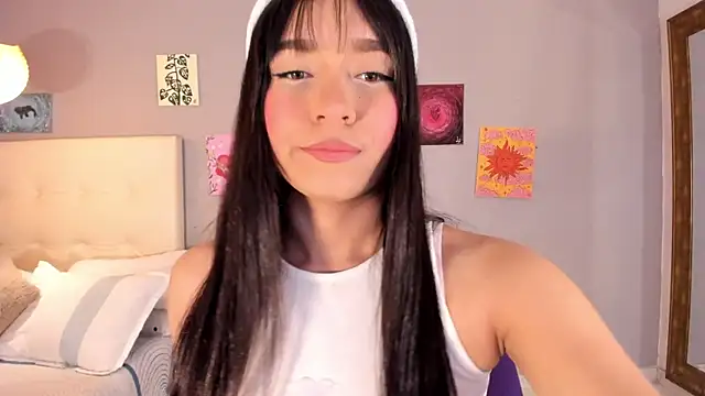Snapshot of Maia_W10 chatting on 07/01/26, 12:27 Maia W10 online show from 07/01/26, 12:27