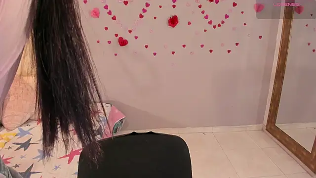 Maia W10 online show from 03/03/26, 12:23