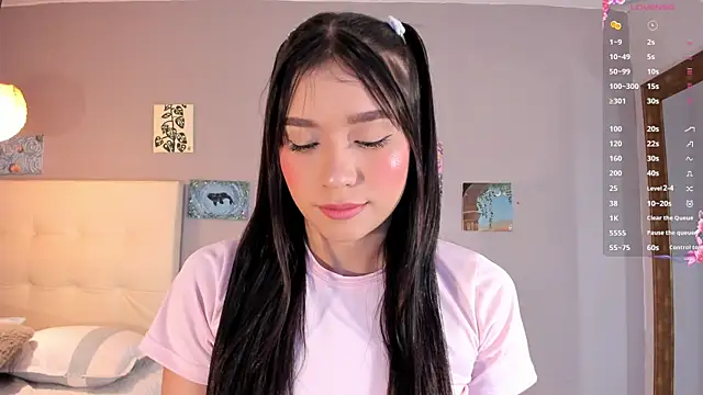 Maia W10 online show from 05/06/26, 12:31