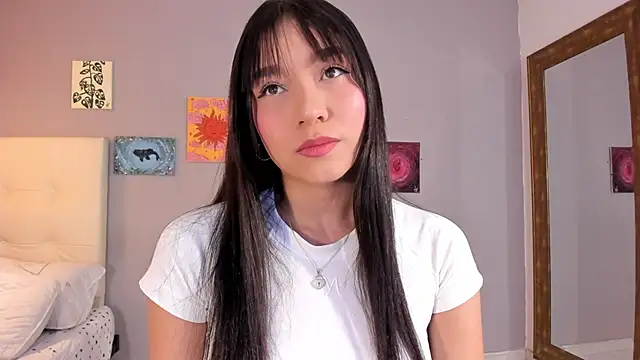Maia W10 online show from 05/29/26, 12:11