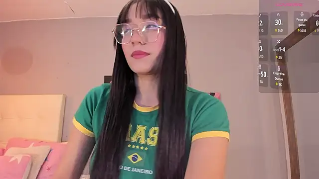 Maia W10 online show from 02/03/26, 12:21