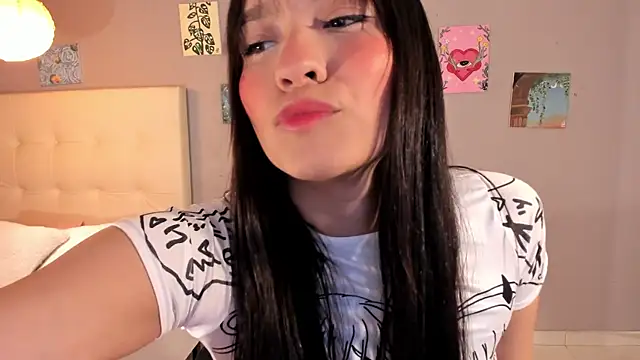 Maia W10 online show from 04/13/26, 01:15