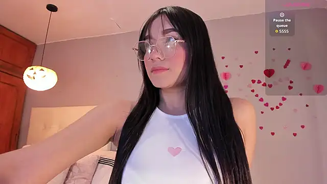 Maia W10 online show from 03/07/26, 12:32