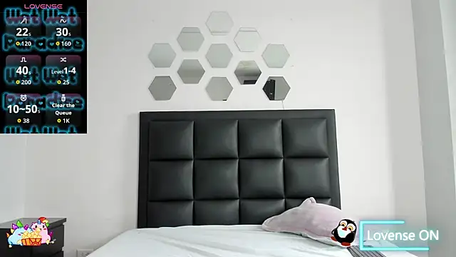 Snapshot of Catalina_Jonex chatting on 04/20/26, 11:35 Catalina Jonex online show from 04/20/26, 11:35