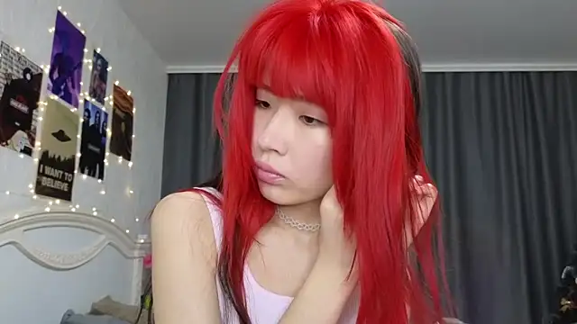 Snapshot of E_v_E_ chatting on 02/01/25, 03:08 E v E online show from 02/01/25, 03:08