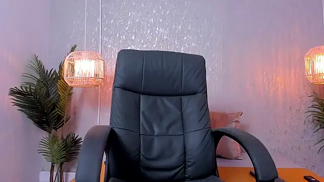 Regan   online show from 10/18/25, 03:19