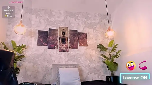 Regan   online show from 10/02/25, 09:07