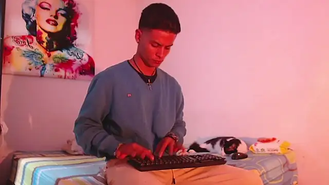 Snapshot of enjoy_vibes chatting on 11/23/25, 03:49 enjoy vibes online show from 11/23/25, 03:49