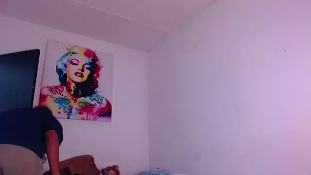 Snapshot of enjoy_vibes chatting on 11/16/25, 03:33 enjoy vibes online show from 11/16/25, 03:33