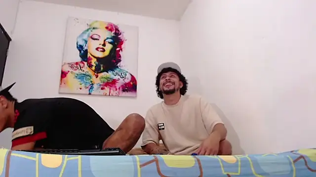 Snapshot of enjoy_vibes chatting on 12/03/25, 10:47 enjoy vibes online show from 12/03/25, 10:47