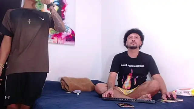 Snapshot of enjoy_vibes chatting on 11/27/25, 01:33 enjoy vibes online show from 11/27/25, 01:33