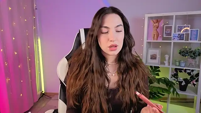 MelissaLovvv online show from 05/24/26, 09:20
