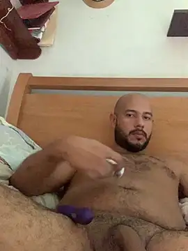 Snapshot of kioluy chatting on 09/15/25, 08:31 kioluy online show from 09/15/25, 08:31