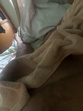 Snapshot of kioluy chatting on 09/19/25, 02:43 kioluy online show from 09/19/25, 02:43