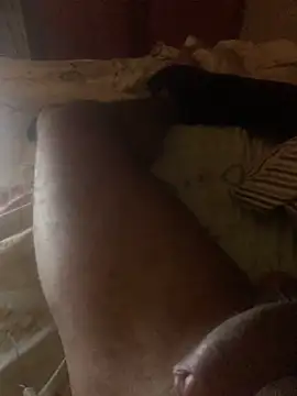 Snapshot of kioluy chatting on 09/13/25, 06:57 kioluy online show from 09/13/25, 06:57