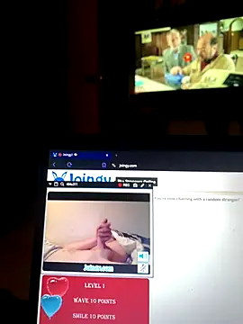 Snapshot of kioluy chatting on 09/12/25, 12:11 kioluy online show from 09/12/25, 12:11