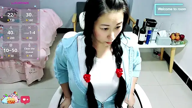 Fringya online show from 01/30/25, 02:47