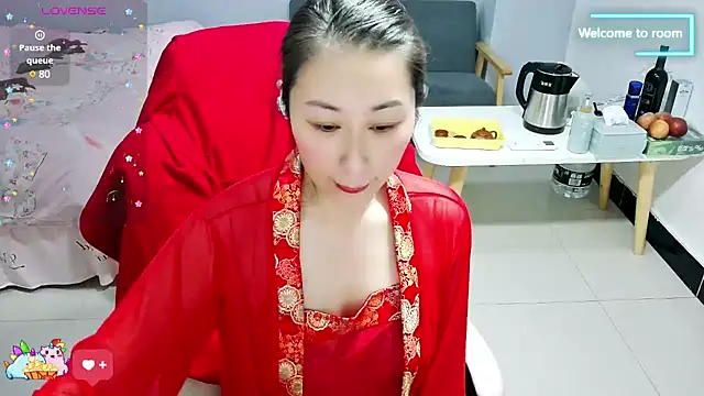 Fringya online show from 02/04/25, 12:44