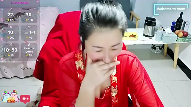 Fringya online show from 02/04/25, 03:47