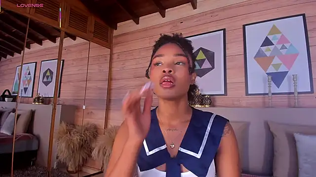 AriaFoster online show from 04/24/26, 03:41