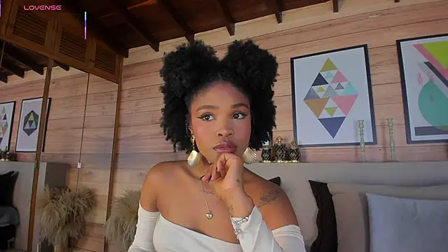 AriaFoster online show from 04/04/26, 03:46