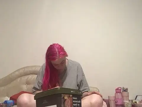 rose bunny online show from 06/01/26, 10:31