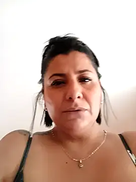 AngeleRoux online show from 10/30/25, 04:04