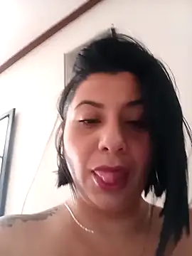 AngeleRoux online show from 10/31/25, 12:35