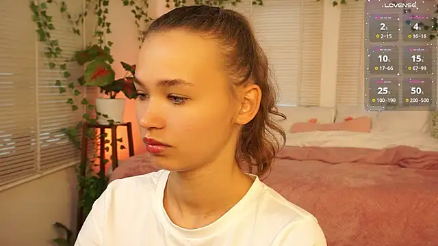 lexicoyy  online show from 11/21/25, 04:11