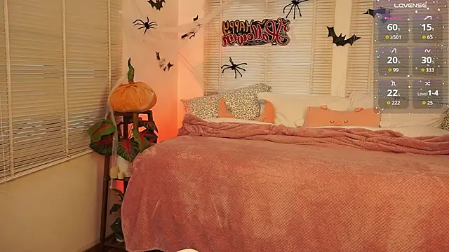 lexicoyy  online show from 10/30/25, 05:50