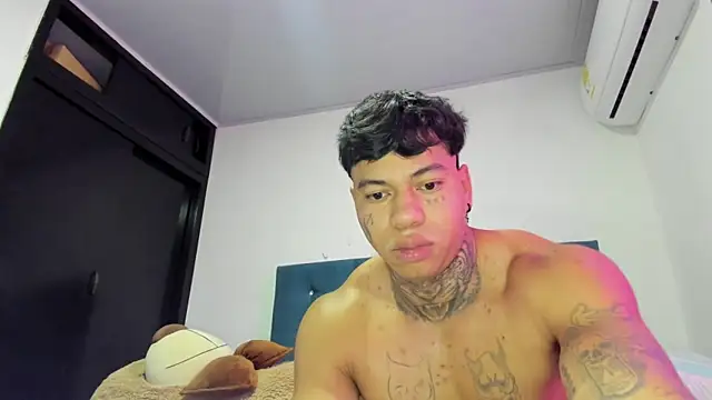 daamonxxx19 online show from 02/08/26, 07:55