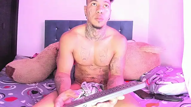 daamonxxx19 online show from 12/02/25, 06:20