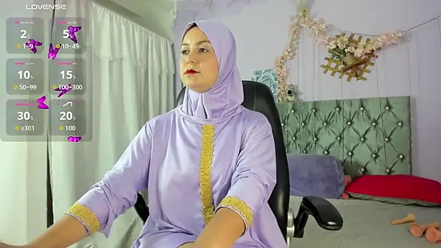 Snapshot of BadraSaadi chatting on 10/22/25, 07:57 BadraSaadi online show from 10/22/25, 07:57