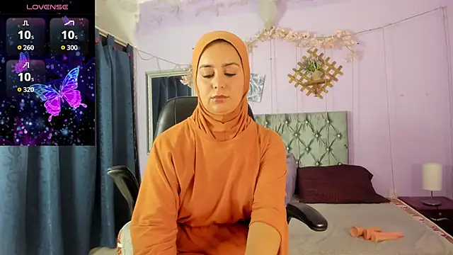 Snapshot of BadraSaadi chatting on 02/10/26, 12:04 BadraSaadi online show from 02/10/26, 12:04