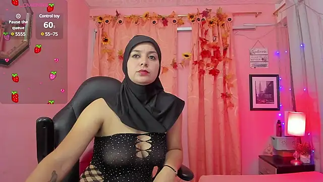 Snapshot of BadraSaadi chatting on 02/14/25, 12:14 BadraSaadi online show from 02/14/25, 12:14