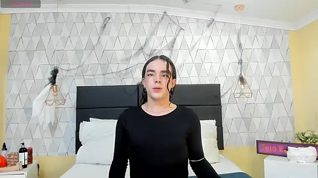 JustinePerry online show from 11/03/25, 03:56