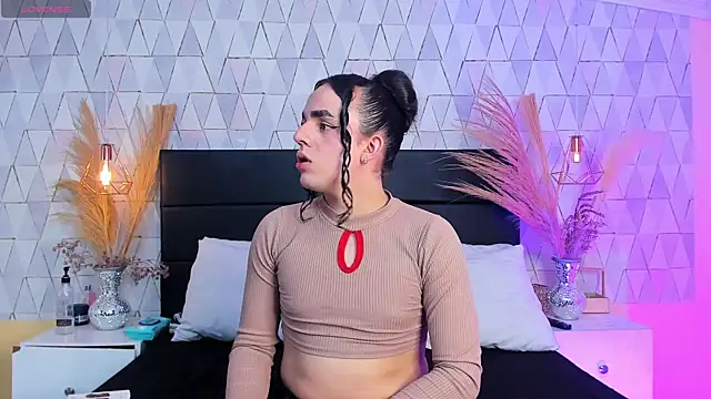 JustinePerry online show from 03/25/26, 04:01