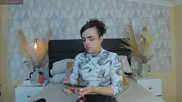 JustinePerry online show from 03/04/26, 04:09