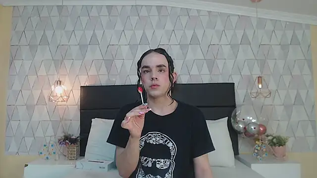 JustinePerry online show from 09/23/25, 03:35