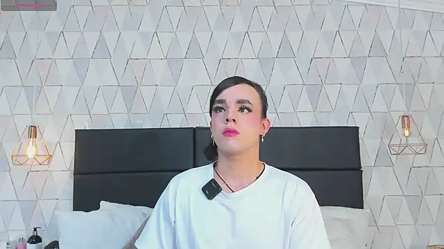 JustinePerry online show from 01/07/26, 04:06