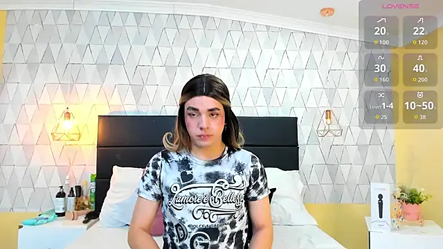 JustinePerry online show from 11/10/25, 03:00