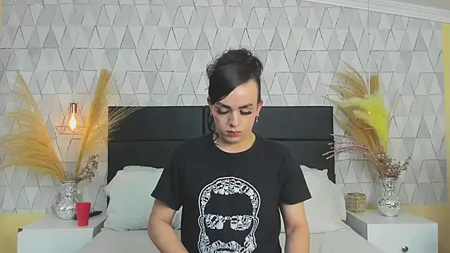 JustinePerry online show from 02/07/26, 04:31