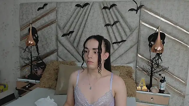 JustinePerry online show from 11/07/25, 03:22