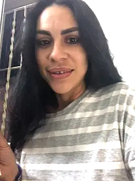 hotroommates online show from 11/12/25, 03:21