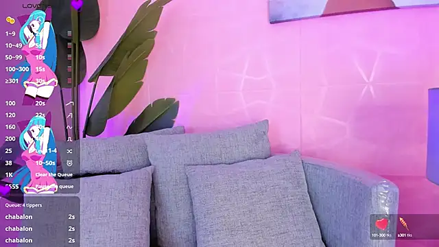 Snapshot of Trixiroy chatting on 09/25/25, 04:18 Trixiroy online show from 09/25/25, 04:18