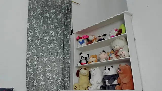 megan 100 online show from 02/23/26, 03:56